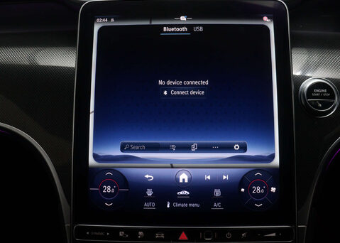 Mercedes-Benz GLC 2.0 GLC 300 AMG Line E 4Matic Auto 4WD 5dr 32