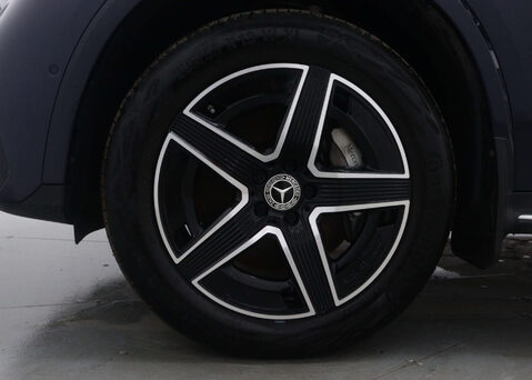 Mercedes-Benz GLC 2.0 GLC 300 AMG Line E 4Matic Auto 4WD 5dr 15