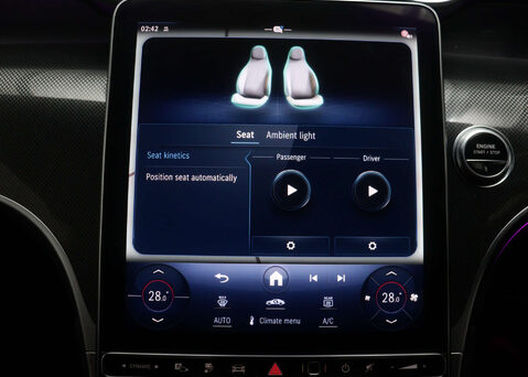 Mercedes-Benz GLC 2.0 GLC 300 AMG Line E 4Matic Auto 4WD 5dr 23