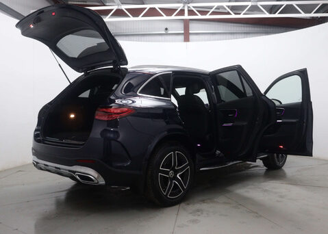 Mercedes-Benz GLC 2.0 GLC 300 AMG Line E 4Matic Auto 4WD 5dr 68