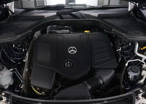 Mercedes-Benz GLC 2.0 GLC 300 AMG Line E 4Matic Auto 4WD 5dr 61