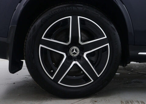 Mercedes-Benz GLC 2.0 GLC 300 AMG Line E 4Matic Auto 4WD 5dr 13