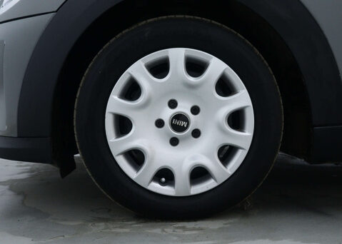 Mini Hatch 1.5 One Classic Auto 5dr 15