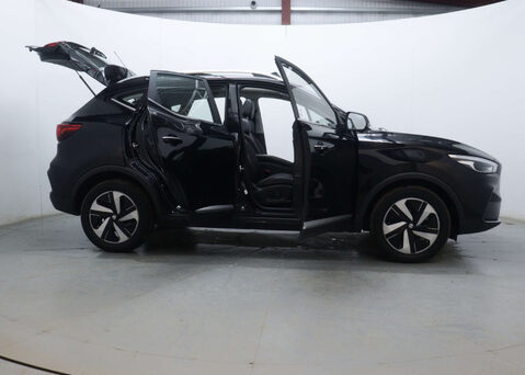 MG ZS MG ZS Trophy EV 5dr 68