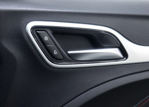 MG ZS MG ZS Trophy EV 5dr 43