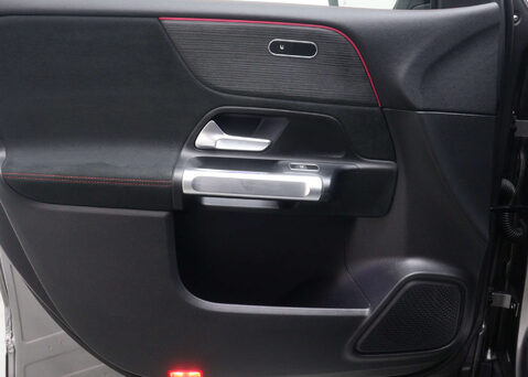 Mercedes-Benz EQB EQB 300 AMG Line 4Matic 4WD 5dr 54