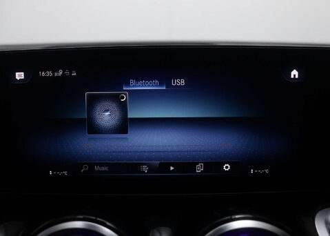 Mercedes-Benz EQB EQB 300 AMG Line 4Matic 4WD 5dr 24