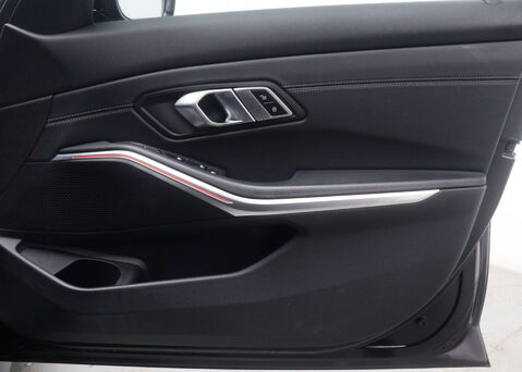 BMW 3 Series 2.0 320I M Sport Auto 4dr 52