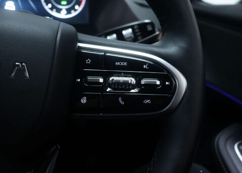 OMODA 5 1.6 5 Noble Auto 5dr 34