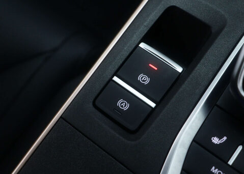 OMODA 5 1.6 5 Noble Auto 5dr 28