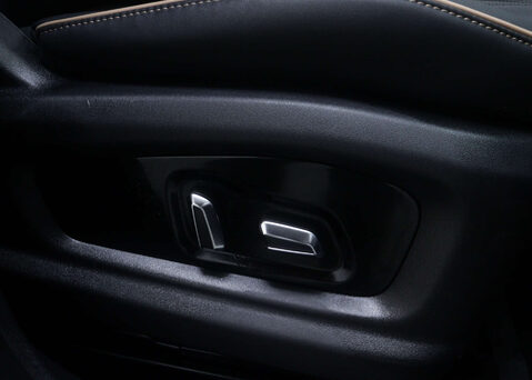 OMODA 5 1.6 5 Noble Auto 5dr 38