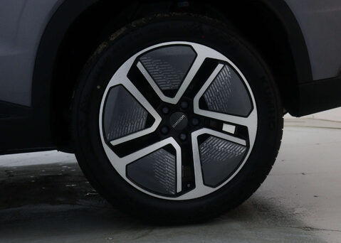 OMODA 5 1.6 5 Noble Auto 5dr 16