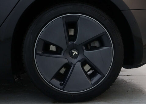 Tesla Model 3 Model 3 Standard Range + 4dr 16