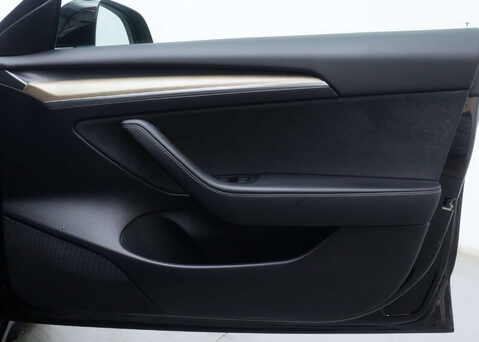 Tesla Model 3 Model 3 Standard Range + 4dr 37