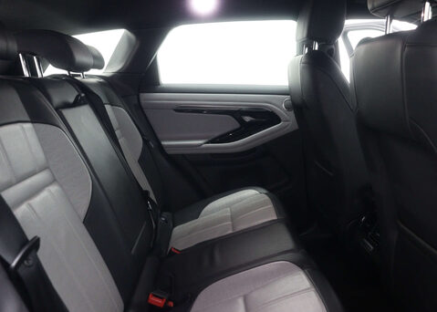 Land Rover Range Rover Evoque 1.5 Range Rover Evoque R-Dynamic HSE P300e Auto 4WD 5dr 57