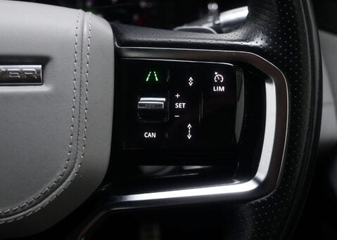 Land Rover Range Rover Evoque 1.5 Range Rover Evoque R-Dynamic HSE P300e Auto 4WD 5dr 39