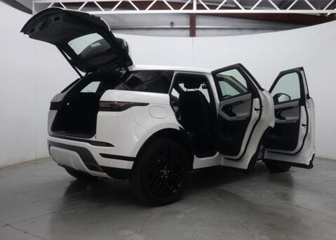 Land Rover Range Rover Evoque 1.5 Range Rover Evoque R-Dynamic HSE P300e Auto 4WD 5dr 67