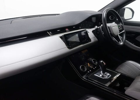 Land Rover Range Rover Evoque 1.5 Range Rover Evoque R-Dynamic HSE P300e Auto 4WD 5dr 52