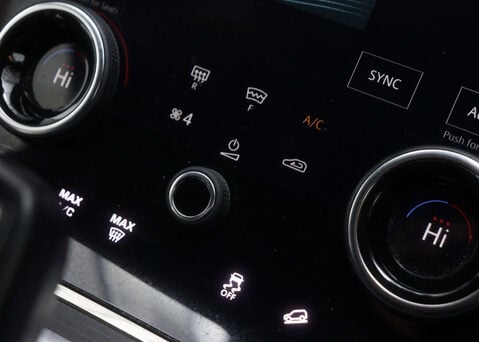 Land Rover Range Rover Evoque 1.5 Range Rover Evoque R-Dynamic HSE P300e Auto 4WD 5dr 36