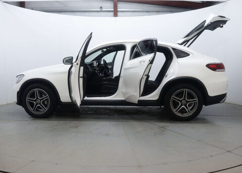 Mercedes-Benz GLC 2.0 GLC 300 AMG Line 4Matic Auto 4WD 5dr 58