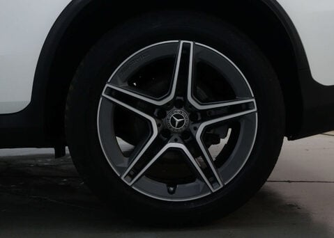 Mercedes-Benz GLC 2.0 GLC 300 AMG Line 4Matic Auto 4WD 5dr 16