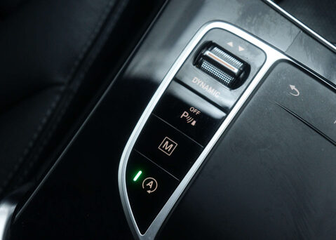 Mercedes-Benz GLC 2.0 GLC 300 AMG Line 4Matic Auto 4WD 5dr 32