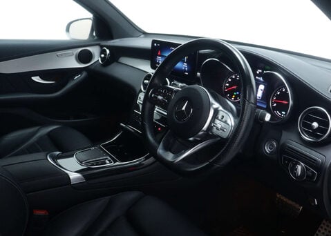 Mercedes-Benz GLC 2.0 GLC 300 AMG Line 4Matic Auto 4WD 5dr 43