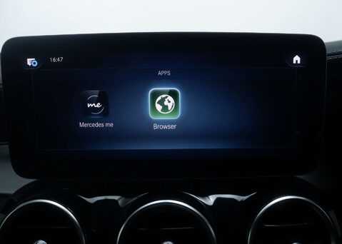 Mercedes-Benz GLC 2.0 GLC 300 AMG Line 4Matic Auto 4WD 5dr 27