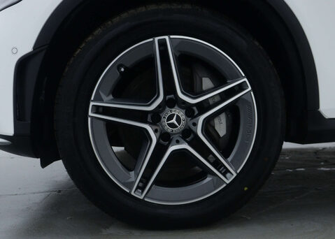 Mercedes-Benz GLC 2.0 GLC 300 AMG Line 4Matic Auto 4WD 5dr 15