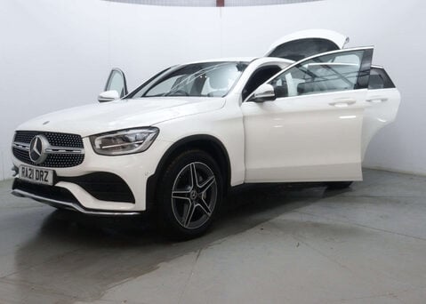 Mercedes-Benz GLC 2.0 GLC 300 AMG Line 4Matic Auto 4WD 5dr 57