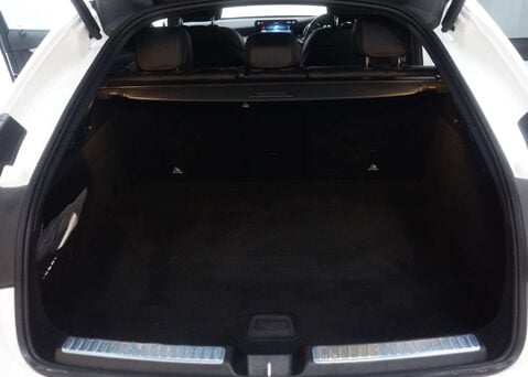 Mercedes-Benz GLC 2.0 GLC 300 AMG Line 4Matic Auto 4WD 5dr 54