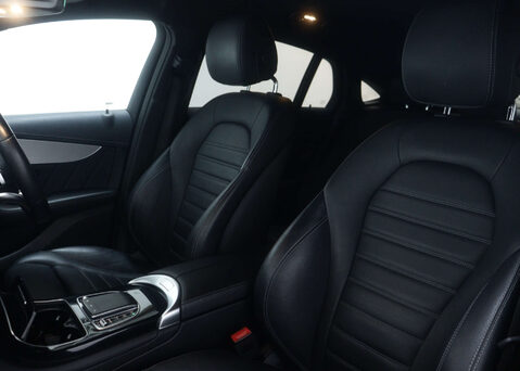 Mercedes-Benz GLC 2.0 GLC 300 AMG Line 4Matic Auto 4WD 5dr 49