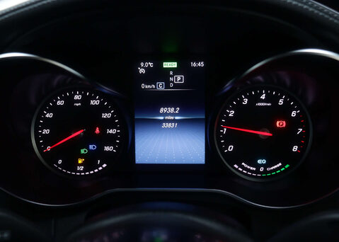 Mercedes-Benz GLC 2.0 GLC 300 AMG Line 4Matic Auto 4WD 5dr 17