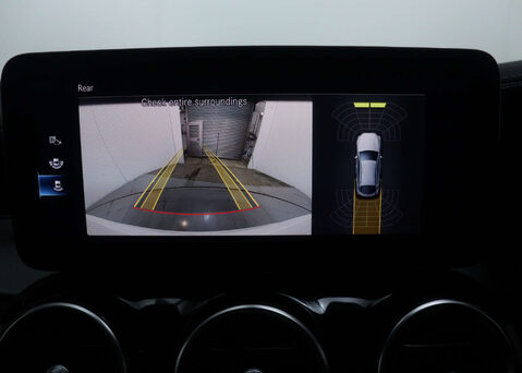 Mercedes-Benz GLC 2.0 GLC 300 AMG Line 4Matic Auto 4WD 5dr 29