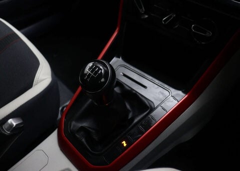 Volkswagen Polo 1.0 Polo Beats Evo 5dr 32