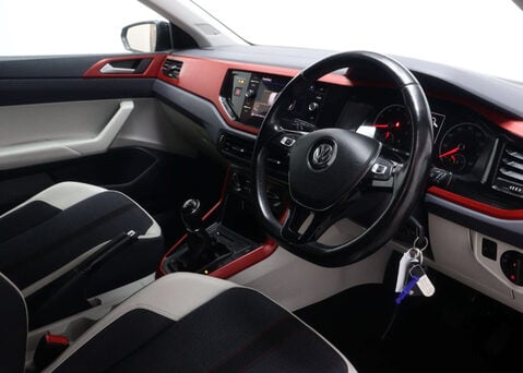 Volkswagen Polo 1.0 Polo Beats Evo 5dr 40