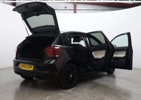 Volkswagen Polo 1.0 Polo Beats Evo 5dr 57