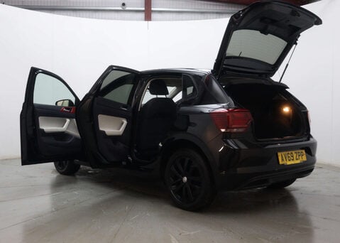 Volkswagen Polo 1.0 Polo Beats Evo 5dr 55