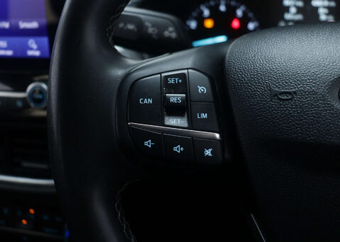 Ford Puma 1.0 Puma Titanium MHEV 5dr 30