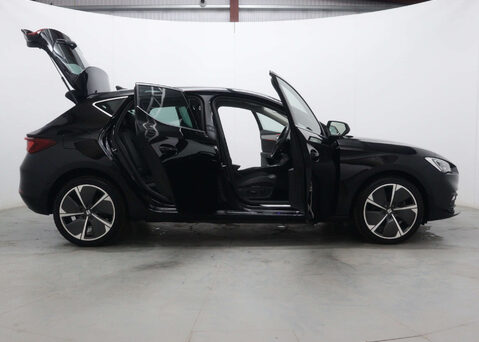 SEAT Leon 1.4 Leon Xcellence Luxury PHEV Semi-Auto 5dr 65