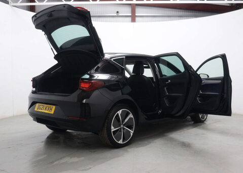 SEAT Leon 1.4 Leon Xcellence Luxury PHEV Semi-Auto 5dr 64