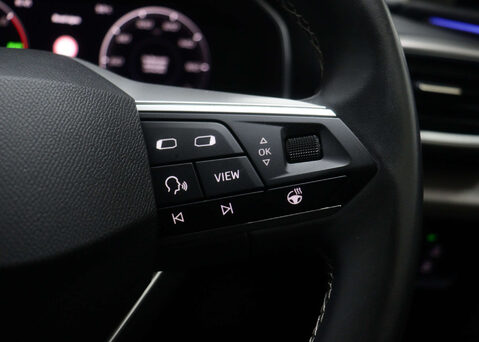 SEAT Leon 1.4 Leon Xcellence Luxury PHEV Semi-Auto 5dr 39