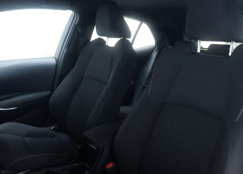 Toyota Corolla 1.8 Corolla Icon HEV CVT 5dr 46