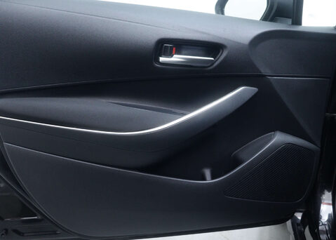 Toyota Corolla 1.8 Corolla Icon HEV CVT 5dr 47