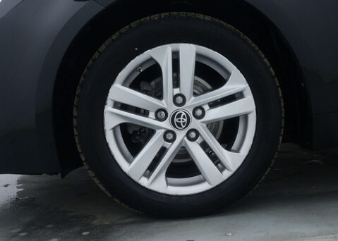 Toyota Corolla 1.8 Corolla Icon HEV CVT 5dr 15