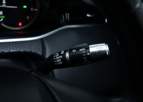 Land Rover Range Rover Evoque 1.5 Range Rover Evoque S P300e Auto 4WD 5dr 34