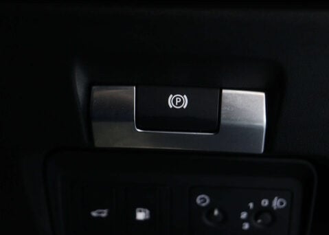 Land Rover Range Rover Evoque 1.5 Range Rover Evoque S P300e Auto 4WD 5dr 35