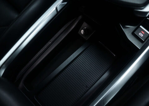 Audi E-Tron e-tron Black Edition 55 Quattro 4WD 5dr 38