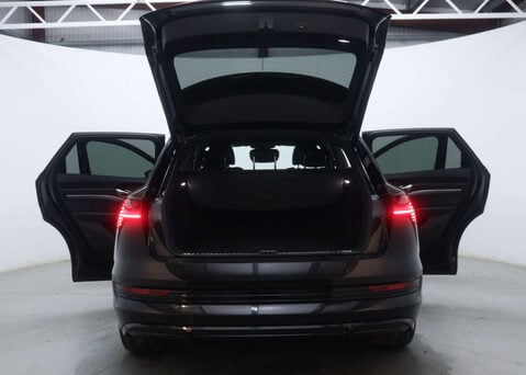Audi E-Tron e-tron Black Edition 55 Quattro 4WD 5dr 64