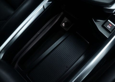 Audi E-Tron e-tron Black Edition 55 Quattro 4WD 5dr 38